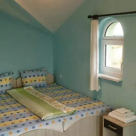 Guest house Rozmarin Balchik